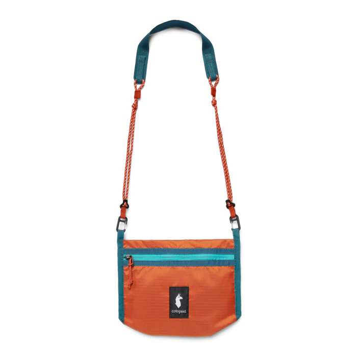 Cotopaxi Lista 2L Lightweight Crossbody Bag - Cada Día