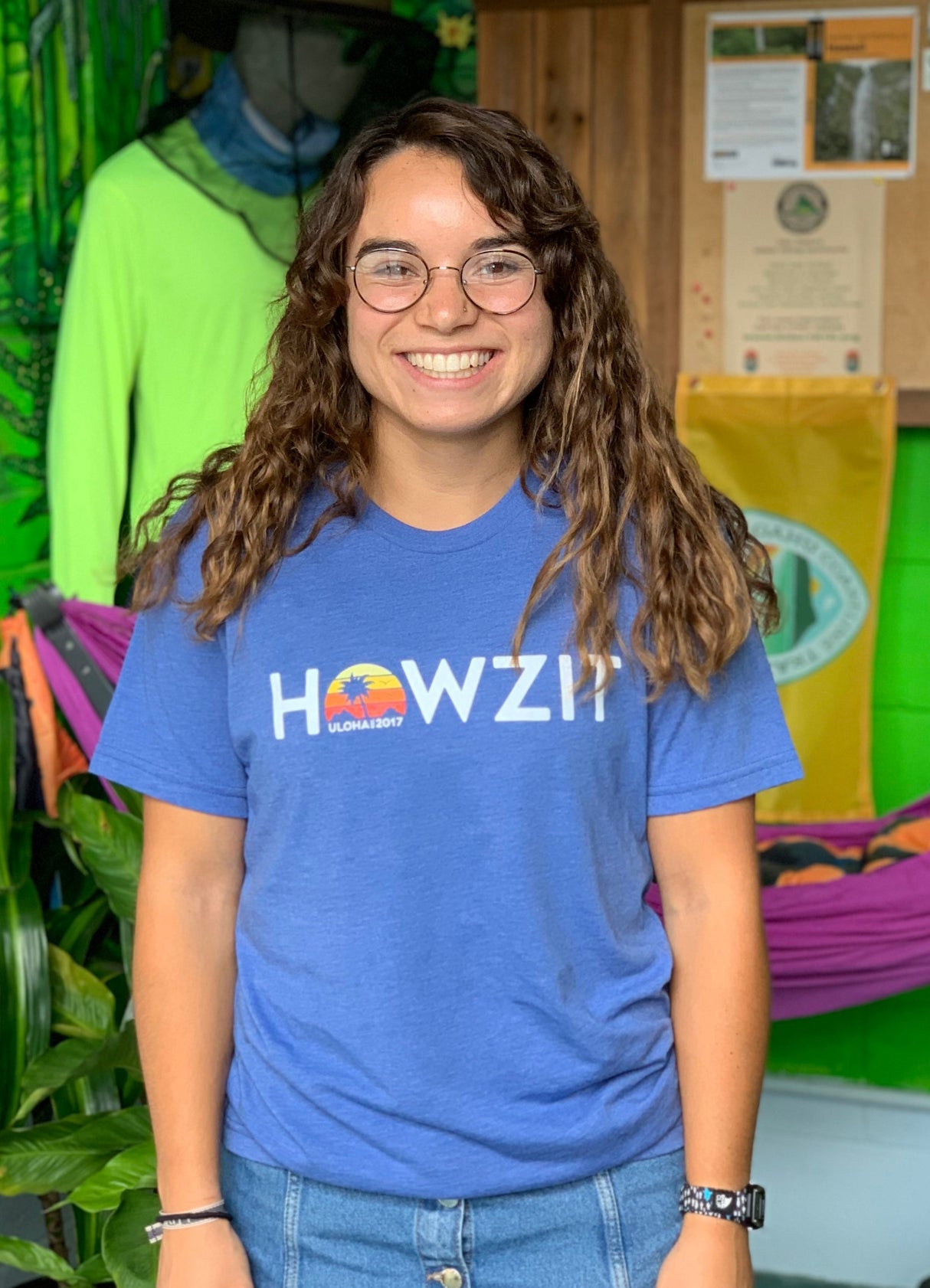 Uloha Howzit Est. 2017 Tees
